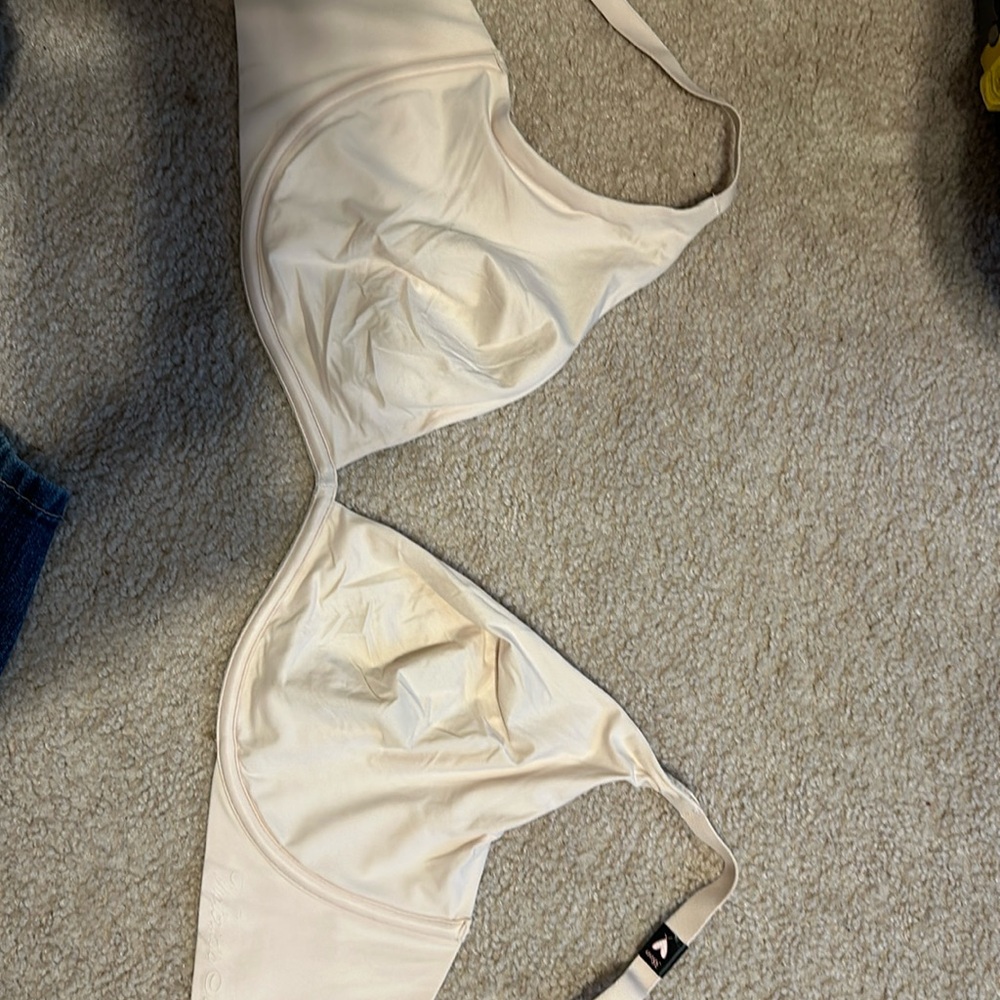 New 38DD Victorias Secret Bra